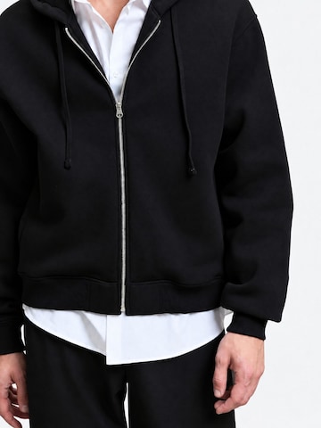 Veste de survêtement 'Sweatshirts' Grimelange en noir