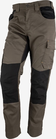 FORSBERG Regular Cargo Pants in Green: front