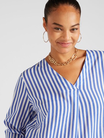 Chemisier 'CARABEL' ONLY Carmakoma en bleu