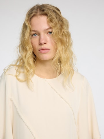 SELECTED - Vestido en beige