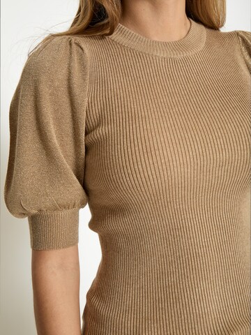 Pullover 'Fine' di minus in beige