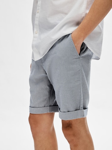 SELECTED HOMME Слим фит Панталон Chino 'Luton' в синьо