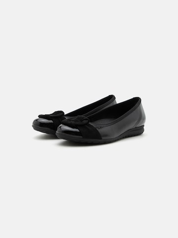 GABOR Ballet Flats in Black: front