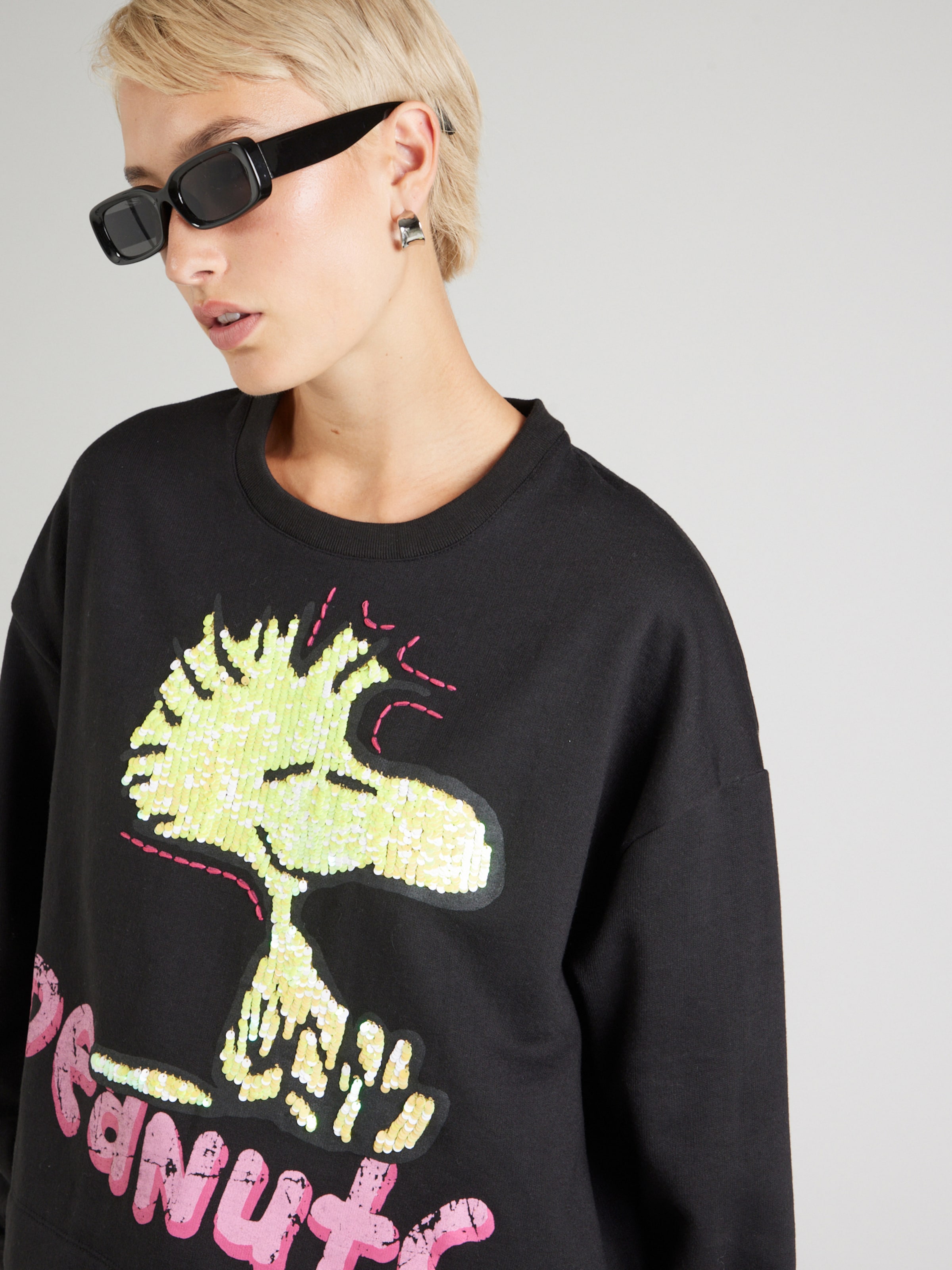 Frogbox Sweatshirt Woodstock in Black ABOUT YOU