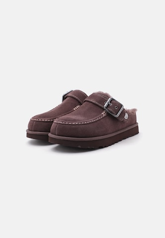 Saboţi 'Goldenstar Evelina' de la UGG pe maro