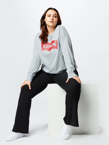 Levi's® PlusSweater majica 'PL Graphic Standard Crew' - siva boja