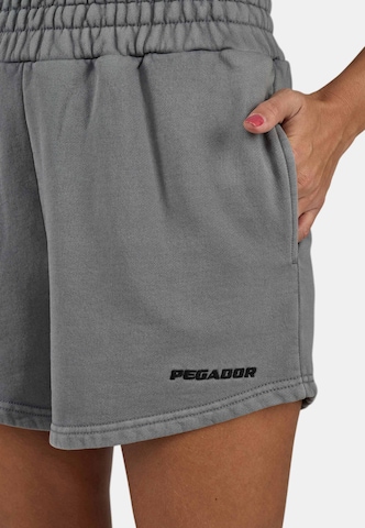 Pegador Loosefit Παντελόνι 'Wiluna' σε γκρι