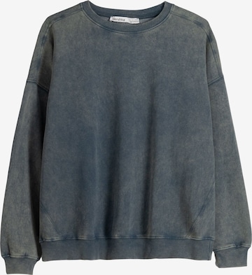 Bershka Sweatshirt in Green: front