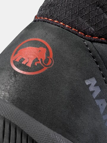 MAMMUT Boots in Schwarz