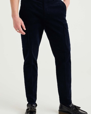 WE Fashion - Slimfit Calças cargo em azul: frente