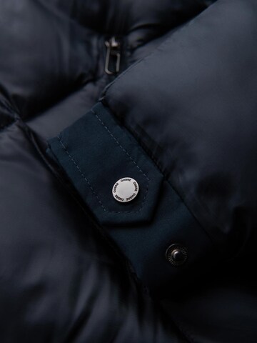 Ombre Winter Jacket in Blue