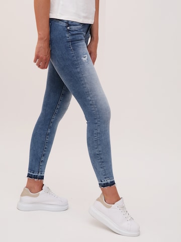 Miracle of Denim Skinny Jeans 'Suzy' in Blau