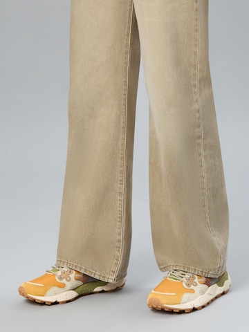 Flower Mountain Sneakers laag 'YAMANO 3 UNI' in Geel: voorkant