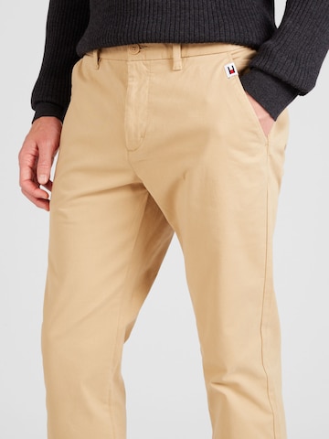 Tommy Jeans Slimfit Chinohousut 'AUSTIN' värissä beige