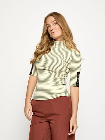 DESIRES Top 'Jamela' in Groen: voorkant