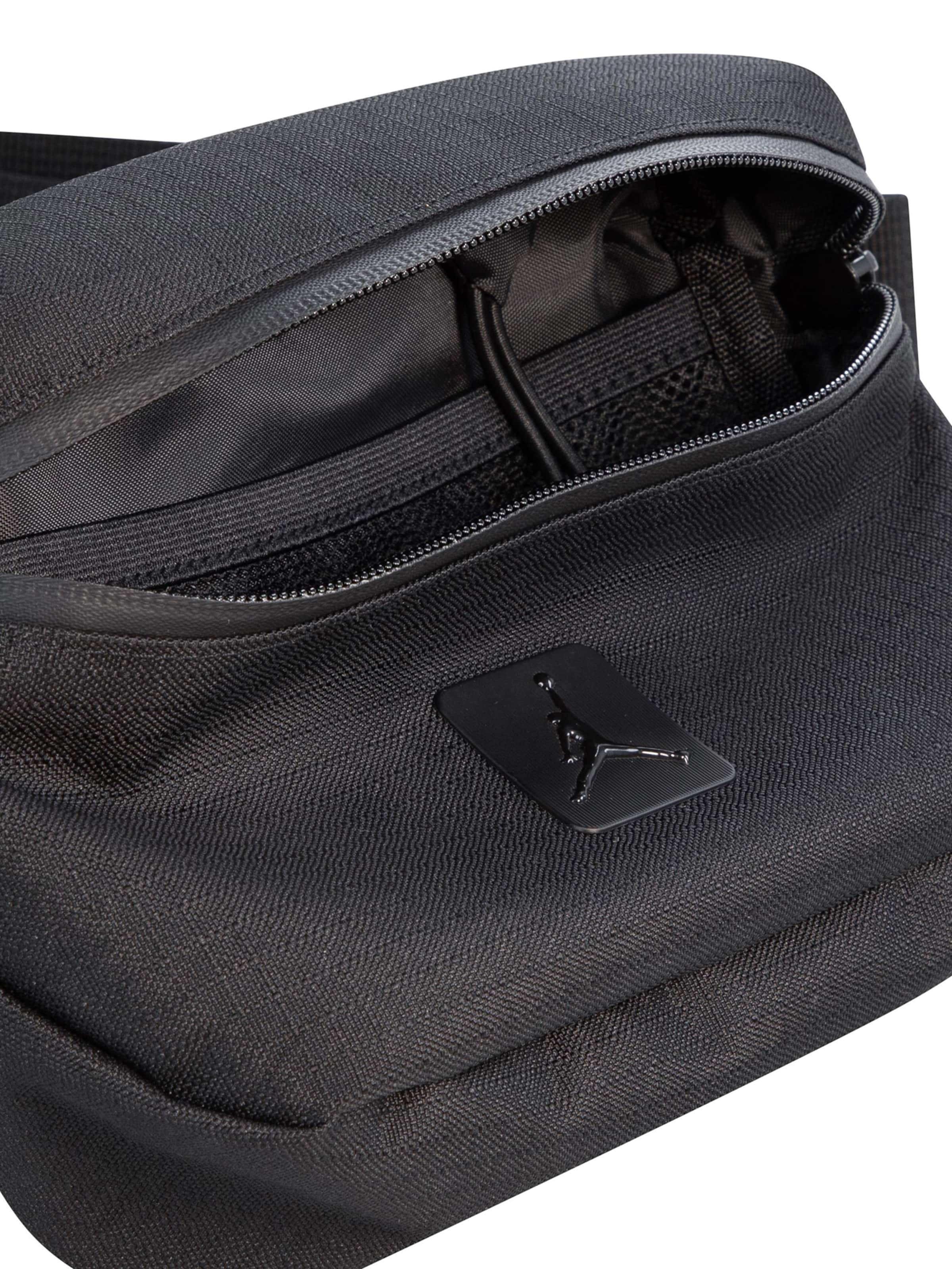 Jordan Gürteltasche 'JAM' in Schwarz
