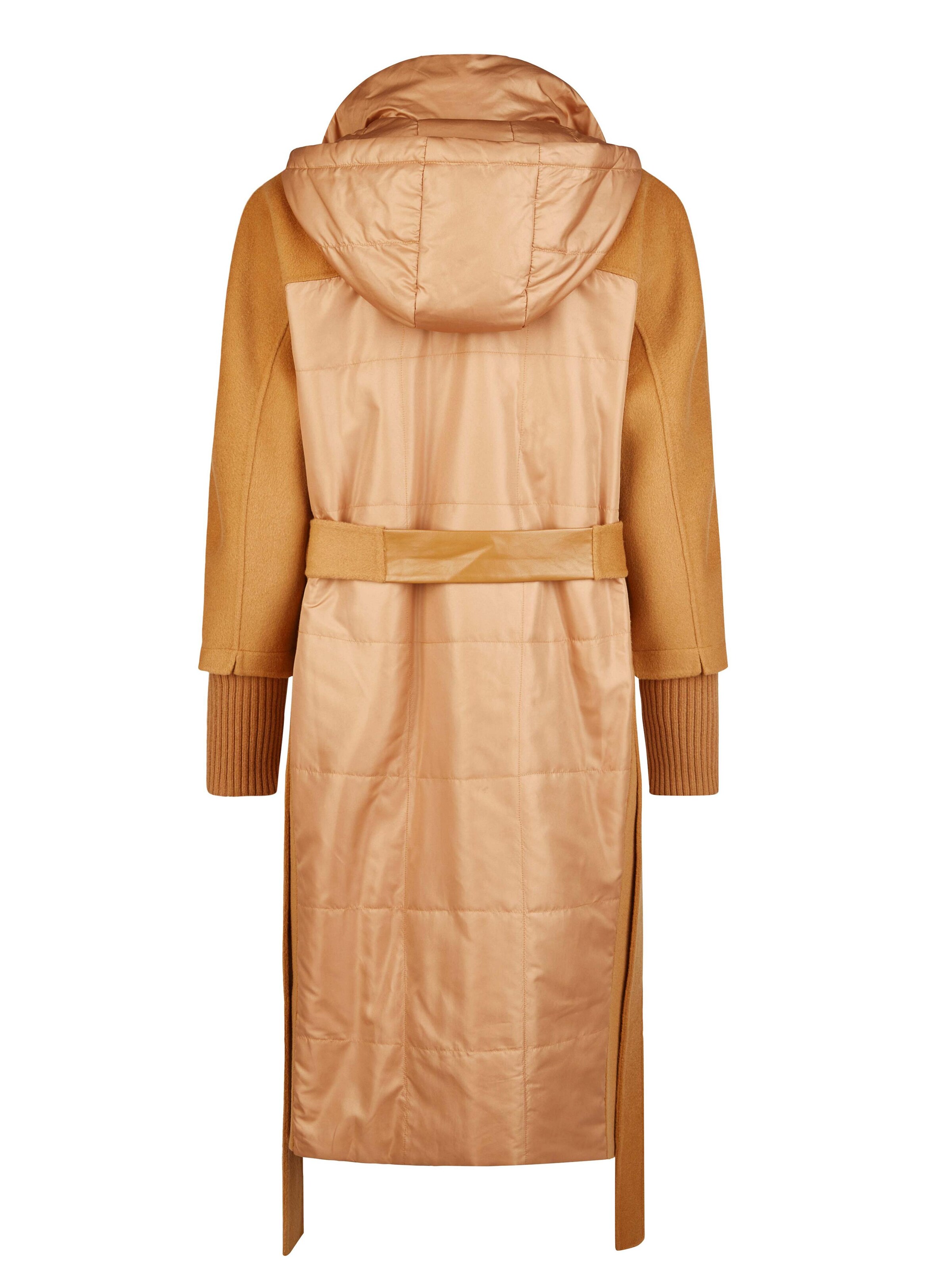Funk since 1776 Between-Seasons Coat in Beige