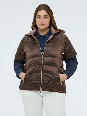 Fiorella Rubino - Chaqueta de invierno en marrón: frente