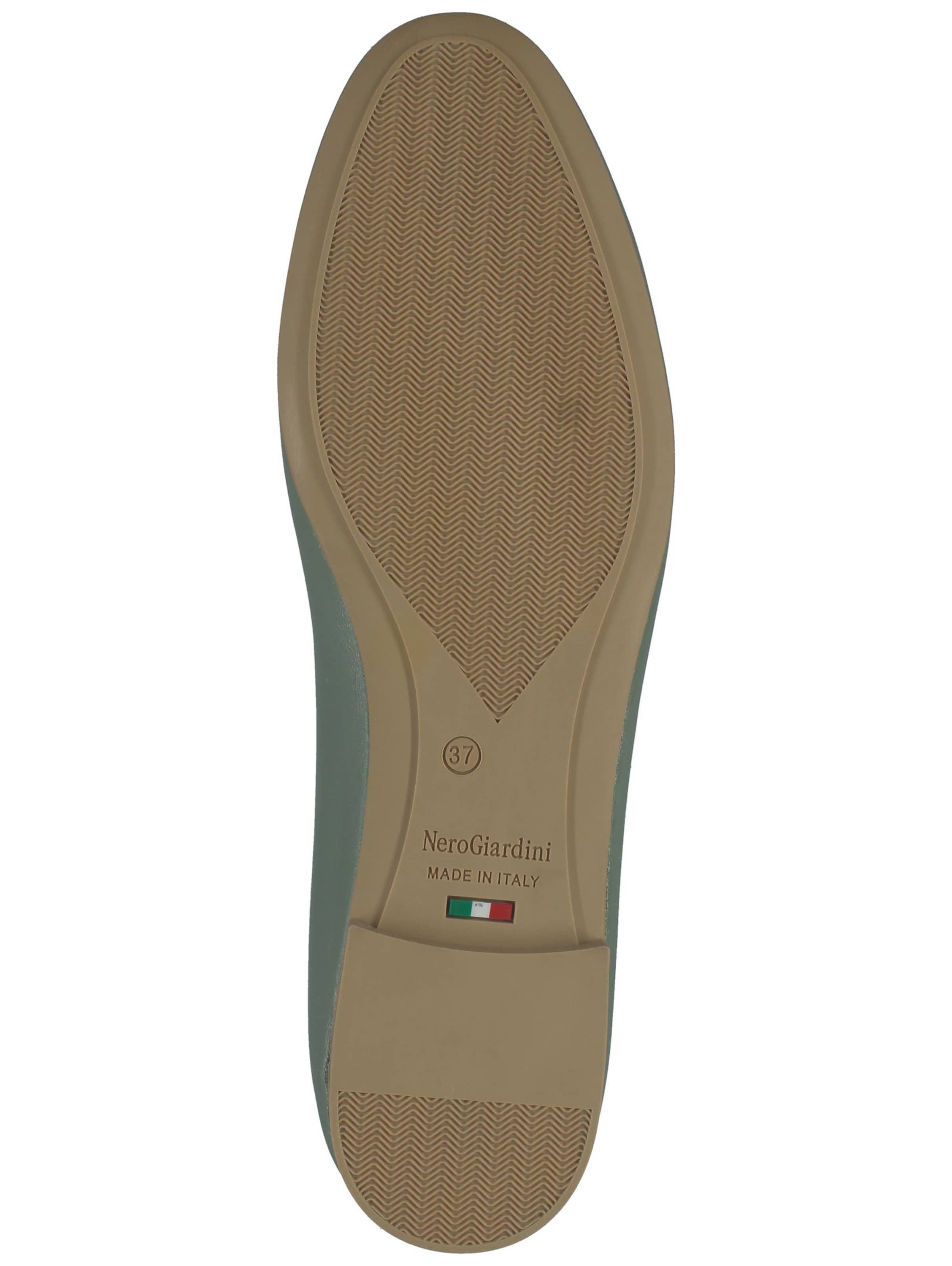 Nero Giardini Ballerina in Grün