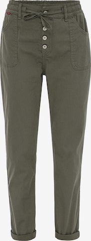 CIPO & BAXX Pants in Green: front