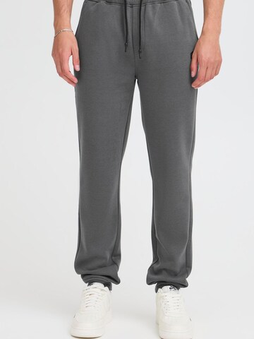 BLEND Tapered Sweathose 'Toman' in Grau