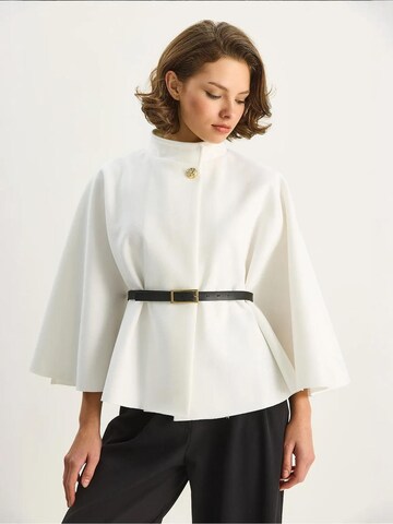 Bianco Lucci Between-Seasons Coat in White