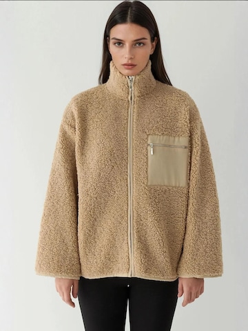 Hiccup Jacke in Grau: Vorderseite