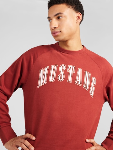 MUSTANG Sweatshirt 'Ben' in Braun