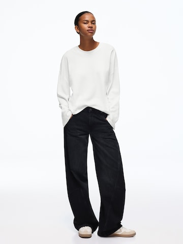 Maglia extra large di Bershka in bianco: frontale