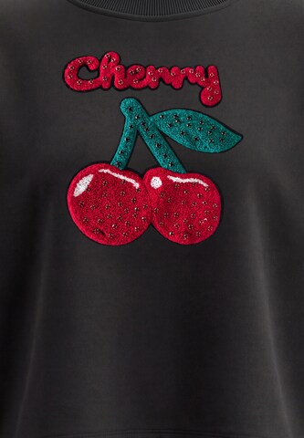 MYMO Sweatshirt in Black