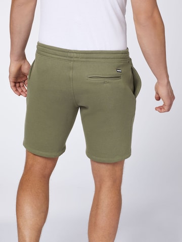 CHIEMSEE Regular Shorts in Grün