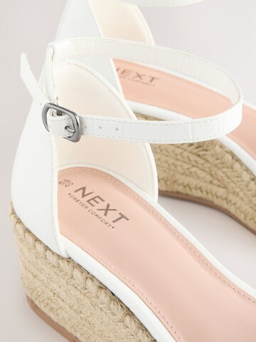 Next Босоножки с ремешком 'Forever Comfort®' в Белый