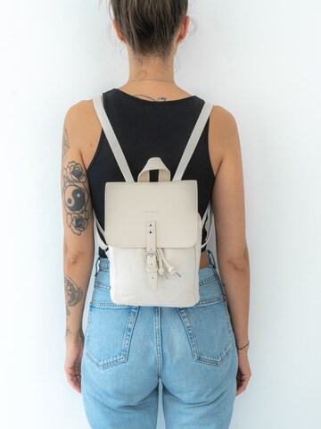 Expatrié Backpack 'Anna' in Beige: front