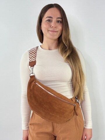 lePelou Gürteltasche 'GENOVA' in Braun