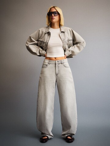 Bershka Luźne Jeansy w kolorze szary