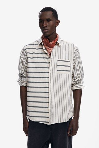 Desigual Blouse in White: front