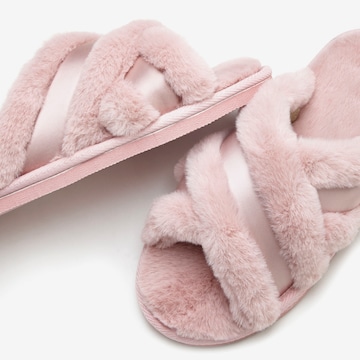 LASCANA Slippers 'VIVANCE' in Pink