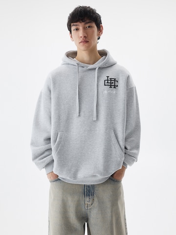 Pull&Bear Sweatshirt in Grey: front