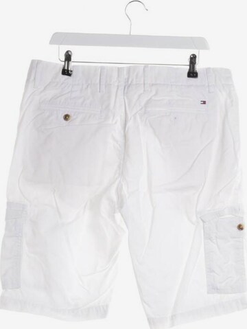 TOMMY HILFIGER Shorts in 34 in White