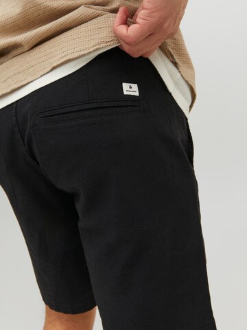 JACK & JONES - Regular Calças chino 'Dave' em preto