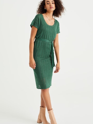 WE Fashion Dress in Green: front