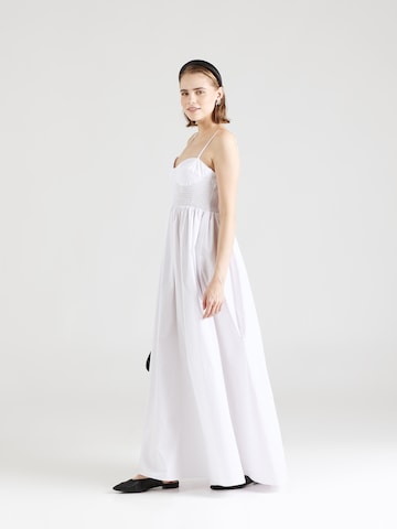GLAMOROUS Платье в Белый