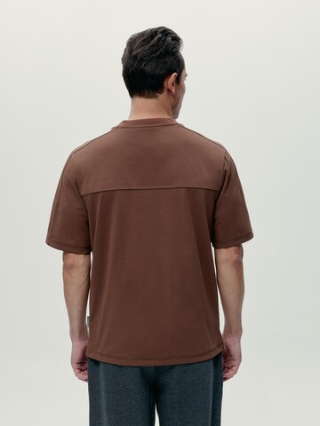 T-Shirt ' Tirreno ' Born en marron