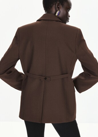 Blazer 'GABOTA' di MANGO in marrone