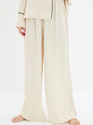 Trendyol Pyjama in Beige