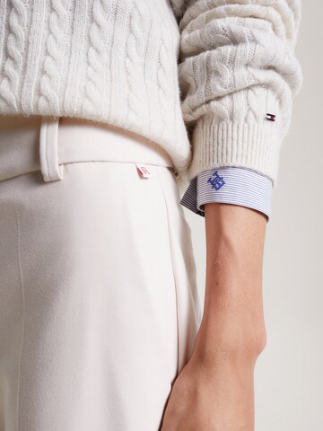 TOMMY HILFIGER Slim fit Trousers in Beige