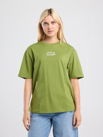 America Today Shirt in Groen: voorkant