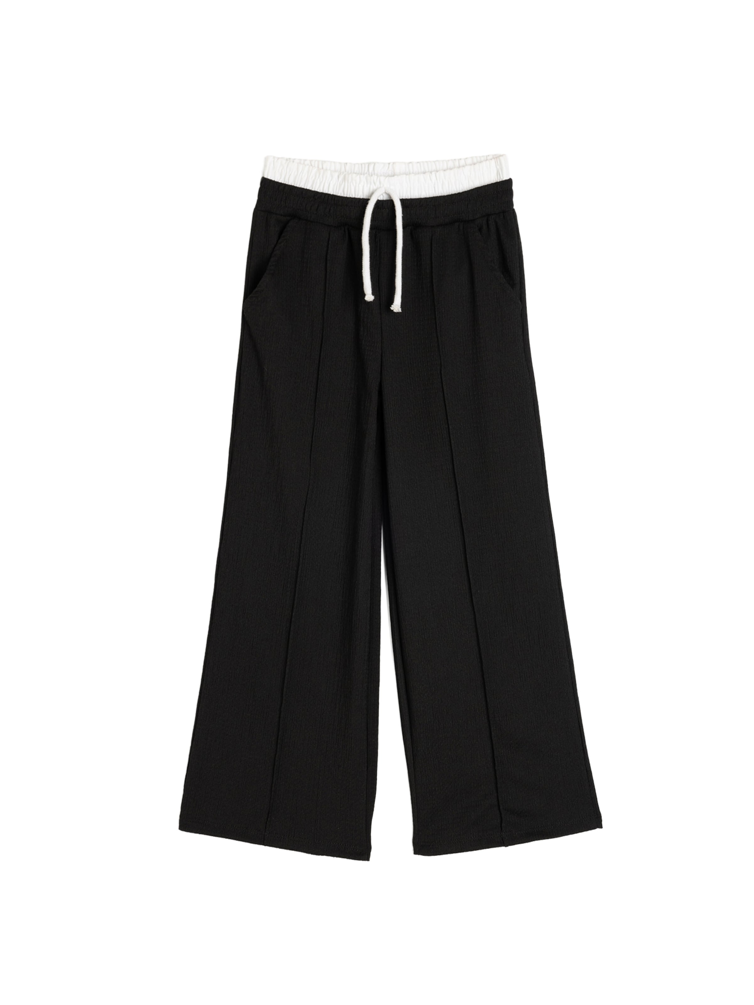 Koton Wide leg Pants in Black: front