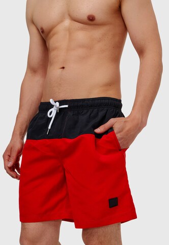 INDICODE JEANS Board Shorts 'Pruitt' in Red