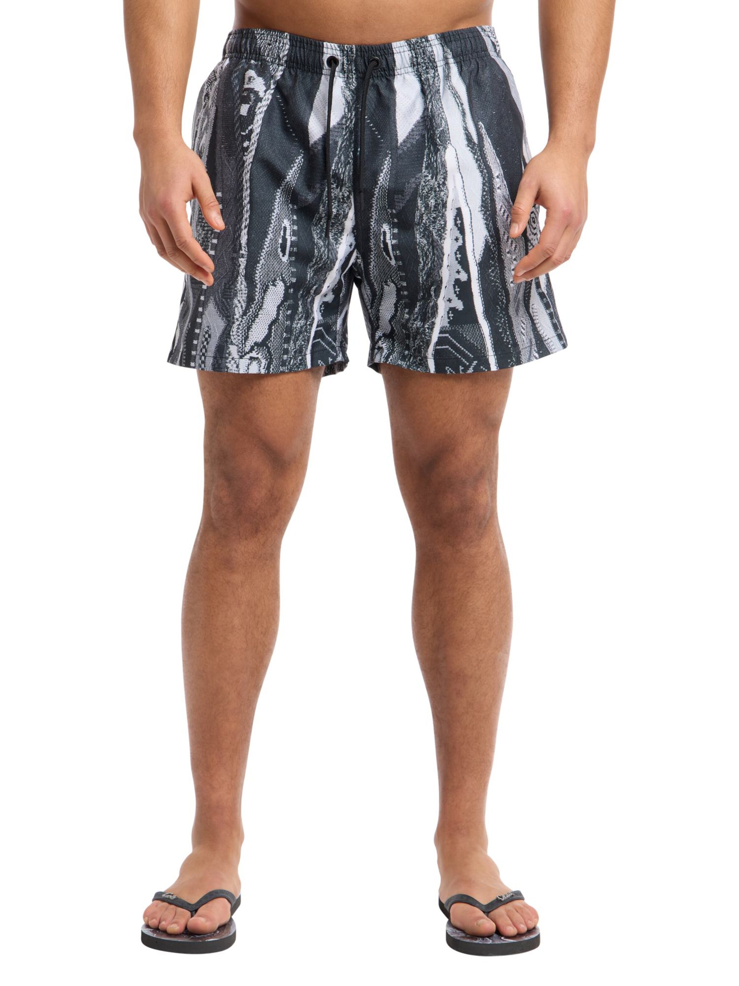 Carlo Colucci Regular Board Shorts 'Ehart' in Black: front